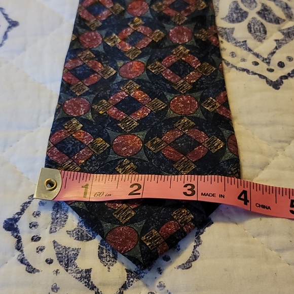 Vintage Erreuno Tie 3 3/4"x57" 100% Italian Silk - Picture 2 of 5